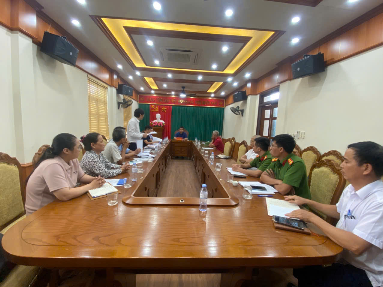 Việt Tiến: Hòa giải thành công vụ tranh chấp đất đai kéo dài tại thôn  Cao Quán