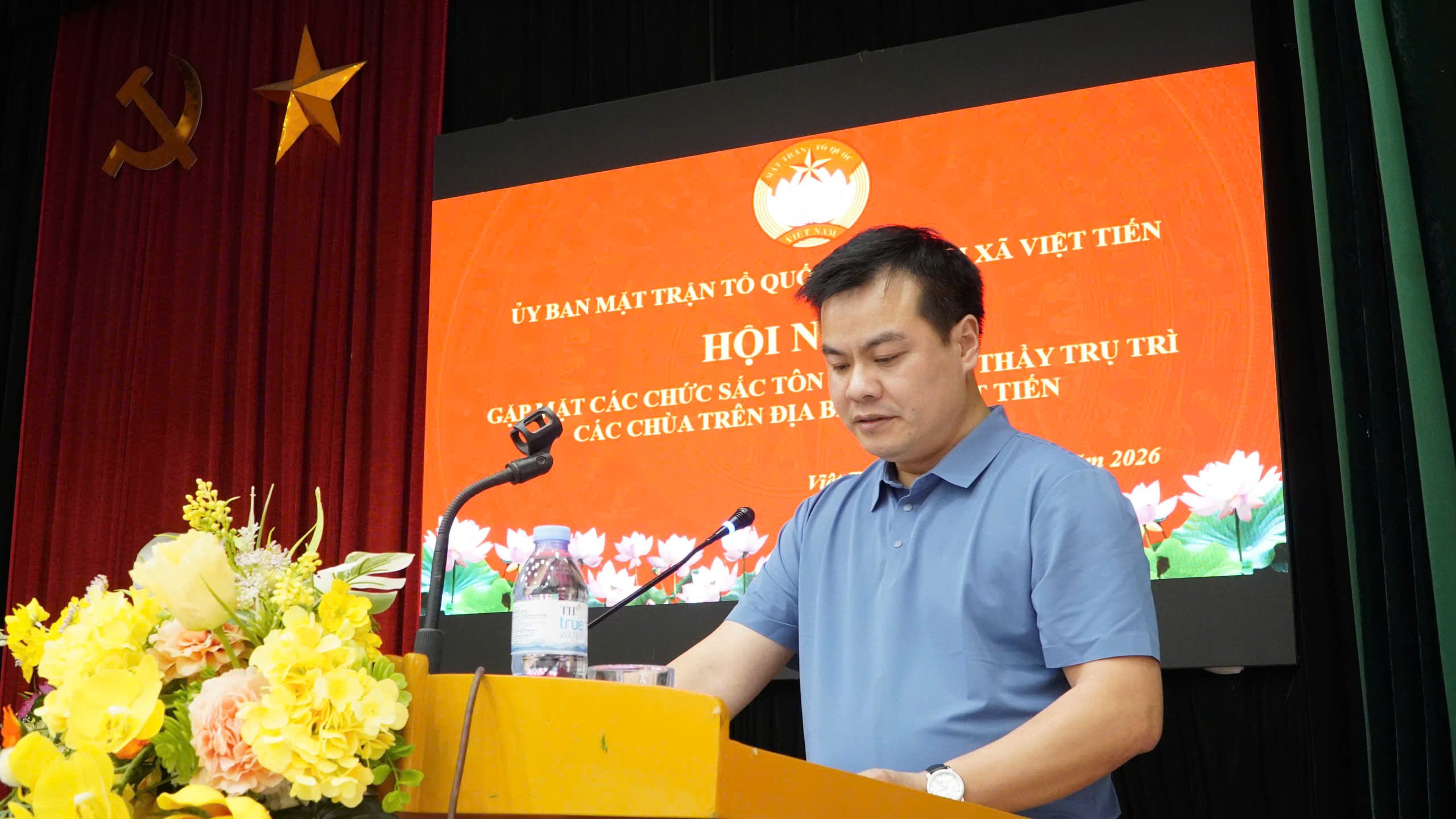Việt Tiến tổ chức Hội nghị gặp mặt các chức sắc tôn giáo, quý thầy trụ trì các chùa trên địa bàn xã