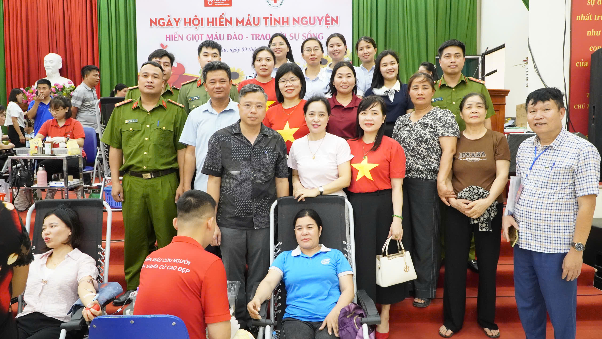 Xã Việt Tiến tham gia Ngày hội hiến máu tình nguyện