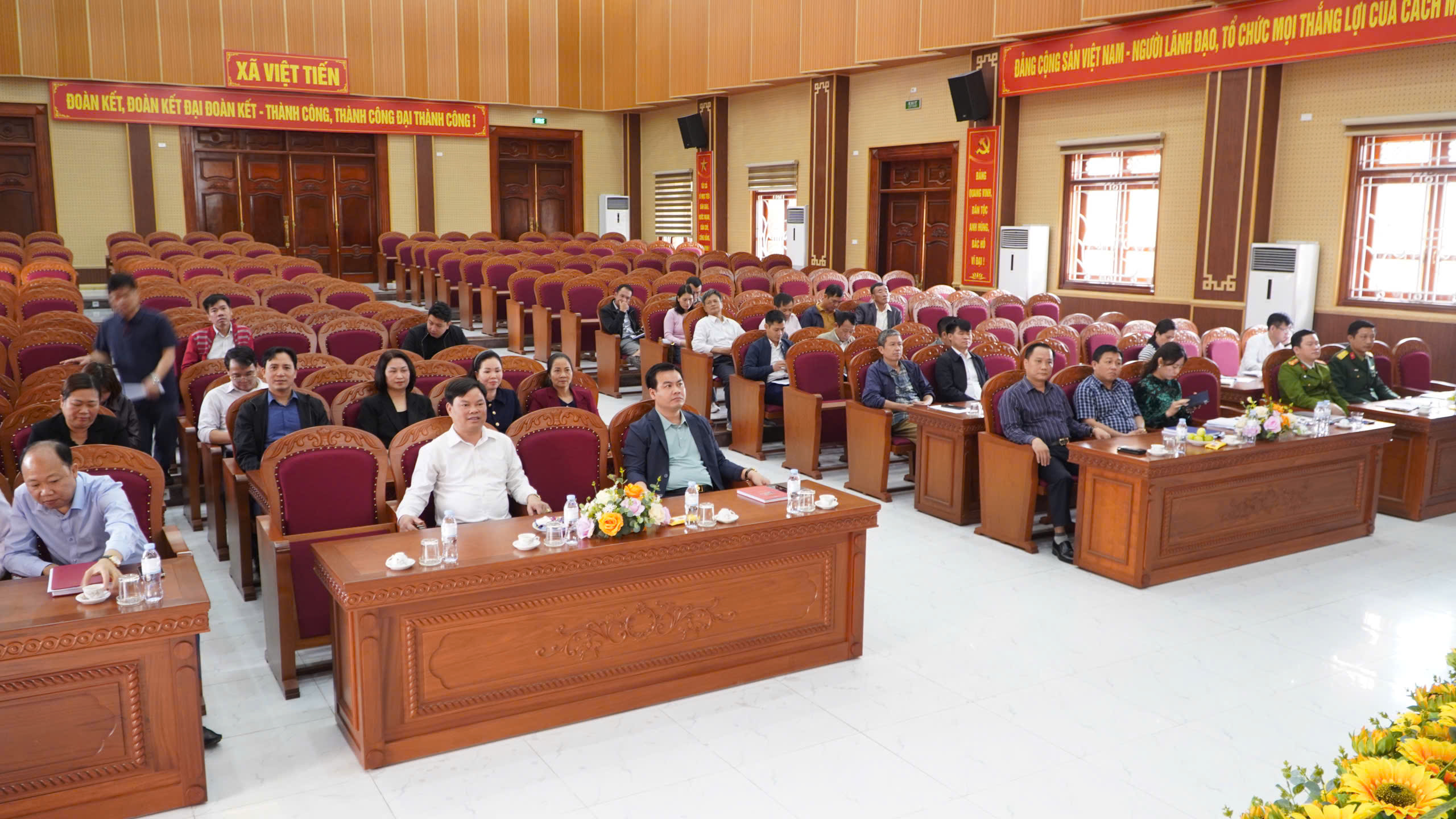 Hội nghị Ban Chấp hành Đảng bộ xã Việt Tiến lần thứ 11 (mở rộng)