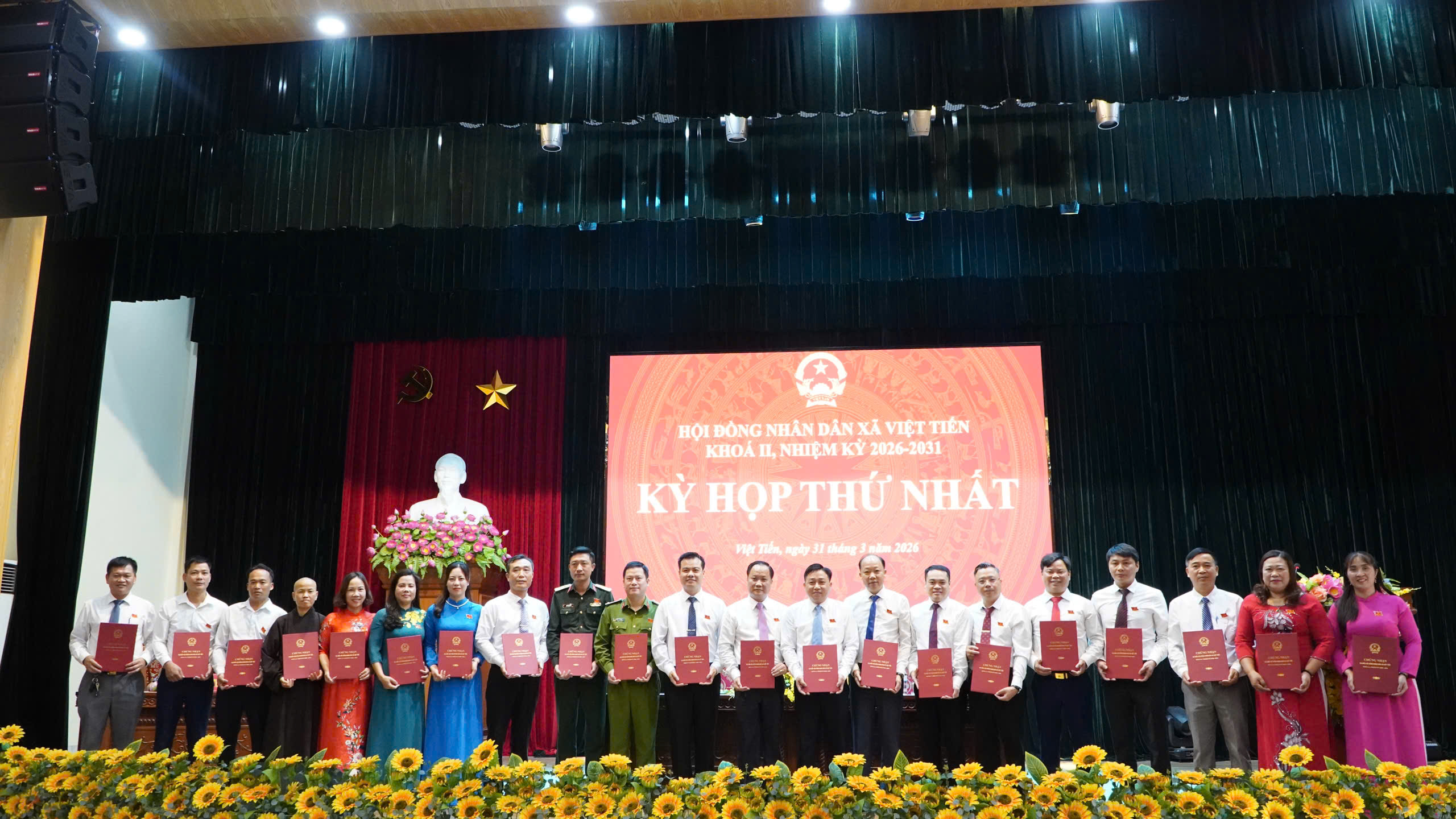 Kỳ họp thứ nhất HĐND xã Việt Tiến khóa II, nhiệm kỳ 2026 - 2031