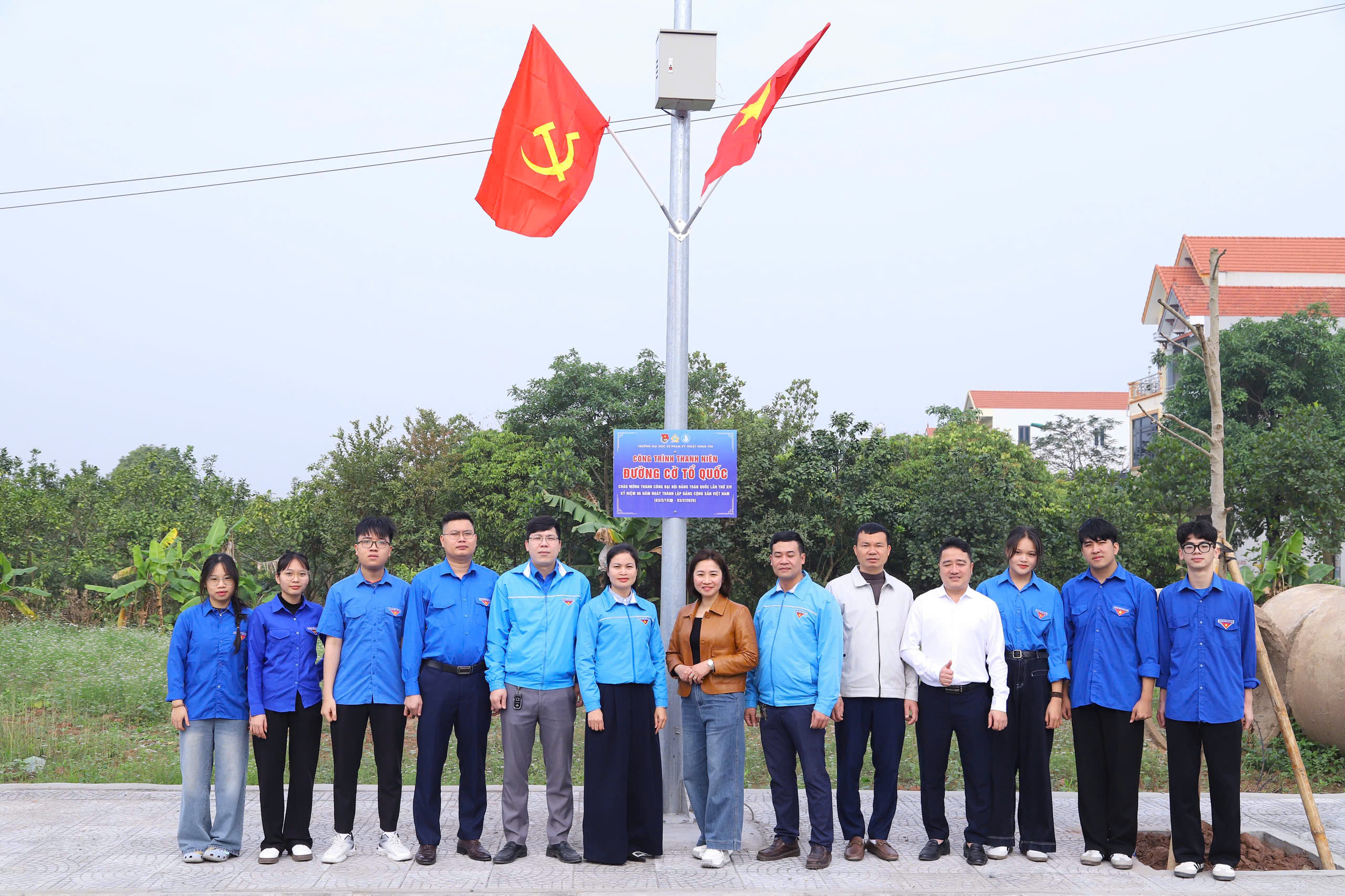 Khánh thành Công trình thanh niên “Đường cờ Tổ quốc” tại xã Việt Tiến