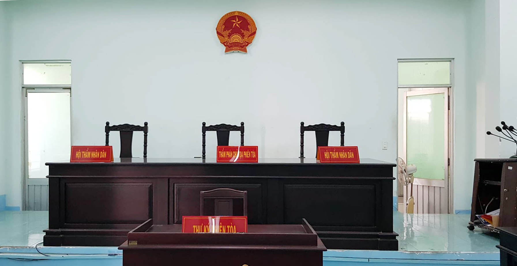 Hướng dẫn thủ tục khởi kiện tại tòa án
